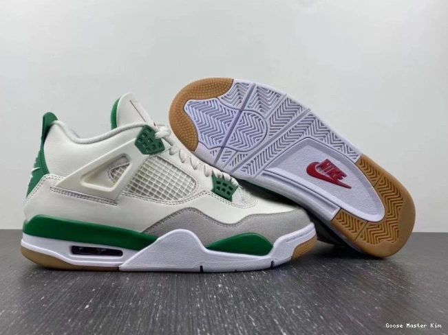 Pine Air 4 Green Nike x DR5415-103 SB Jordan 0810